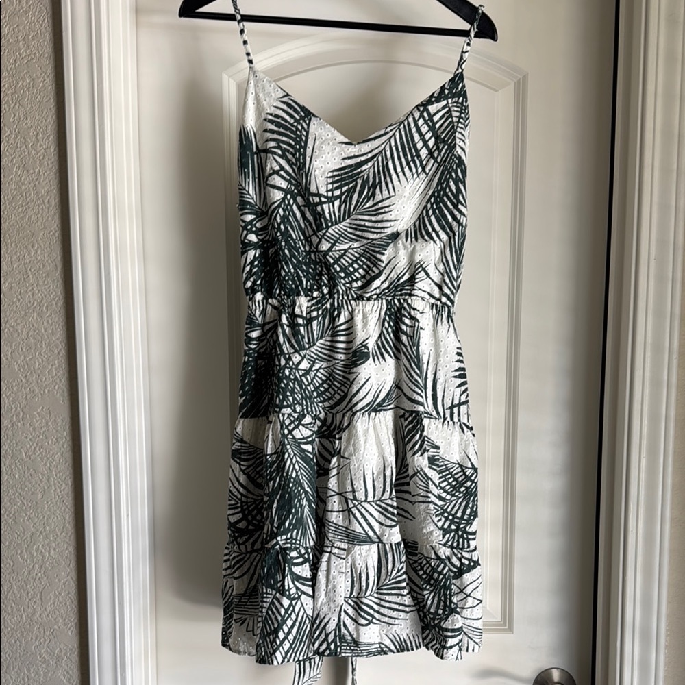 Express Tropical Leaf Print Dress in XL NWT